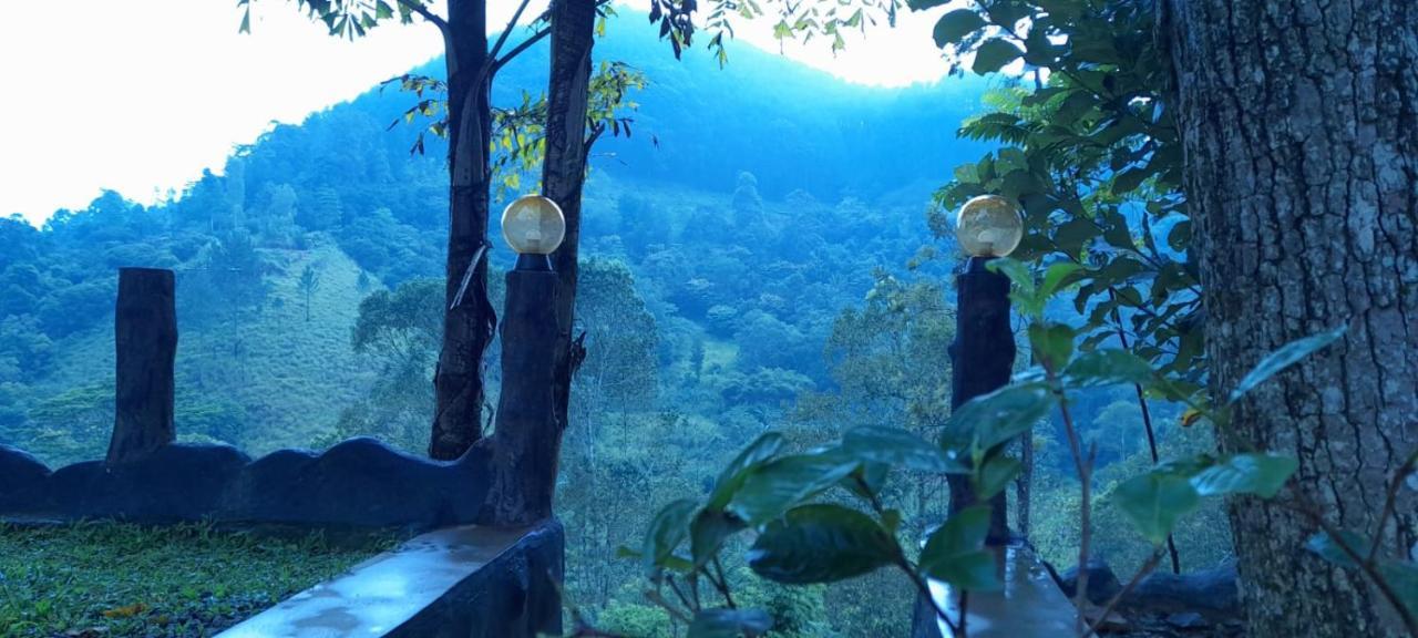 Ceylon Rich Leaves Ella Bed & Breakfast Екстериор снимка