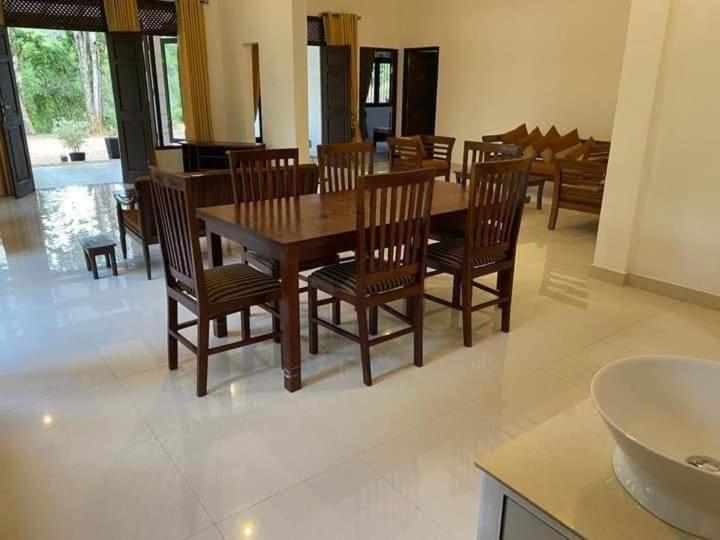 Ceylon Rich Leaves Ella Bed & Breakfast Екстериор снимка